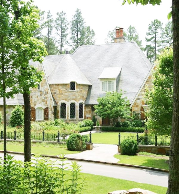 11.1 Big and beautiful house
